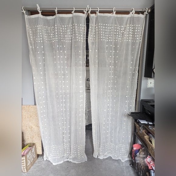 Semi Sheer Curtain panels with Buttons - Picture 1 of 6